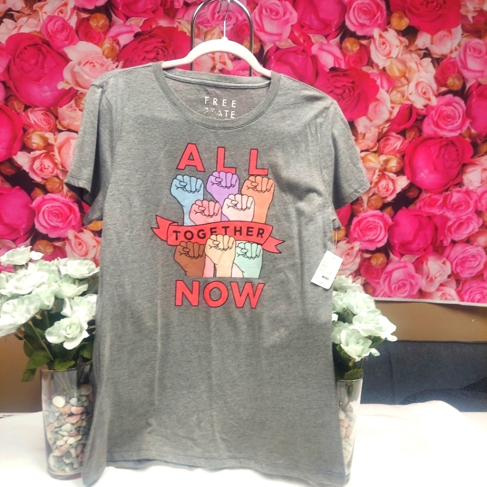 NWT FREE STATE - All Together Now T-Shirt